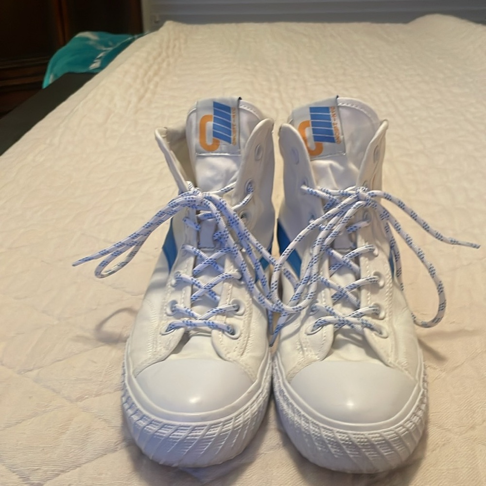 ONCEPT NYC size 8 blue/yellow/whote high tops - Picture 2 of 7